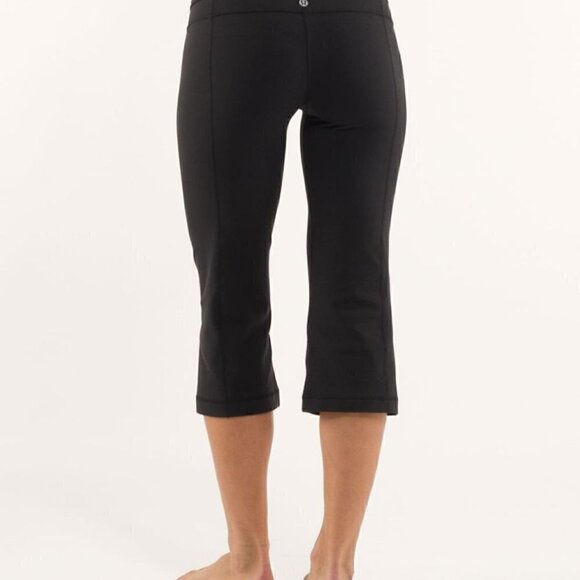 Lululemon Black Groove Hemmed Leggings 25" Inseam Size 4 - Picture 1 of 8
